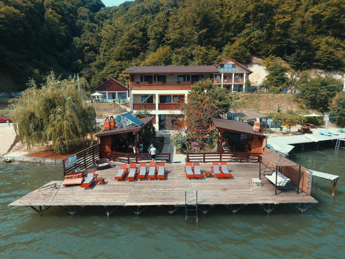 Hotel Casa Camelia Dubova Exterior foto